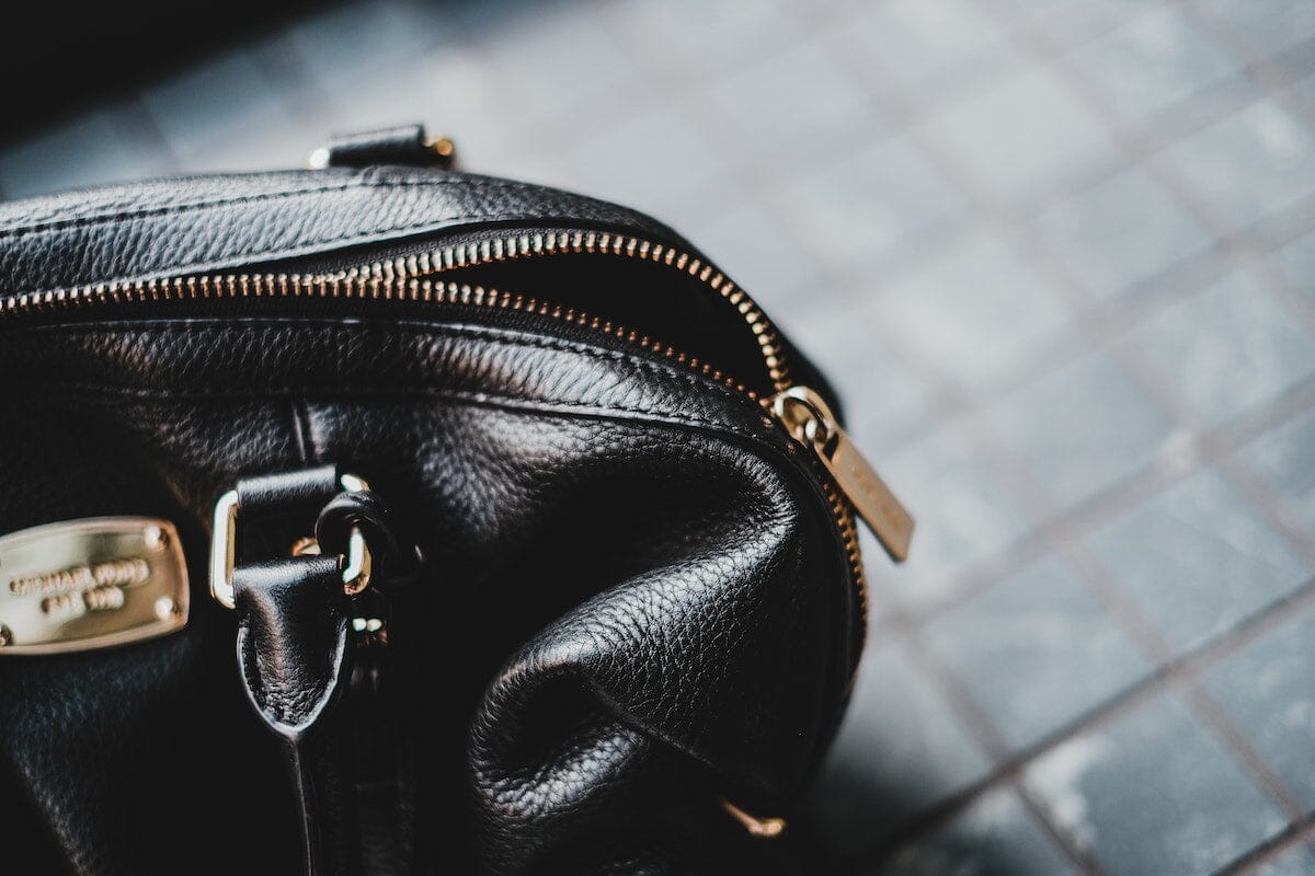 Zipper Troubles? Learn How to Fix a Zipper on a Backpack – Eiken Shop