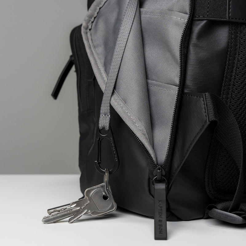 Main compartment of the Bergen Ultra wide open with keys clipped inside