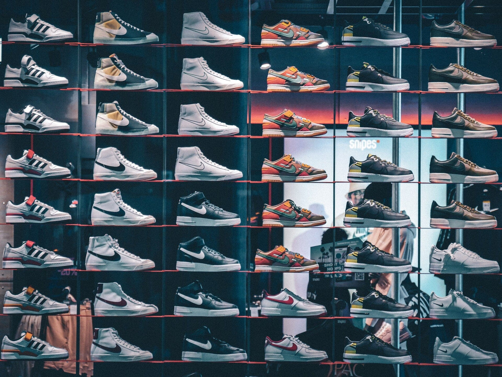 Nike shoe shops hotsell