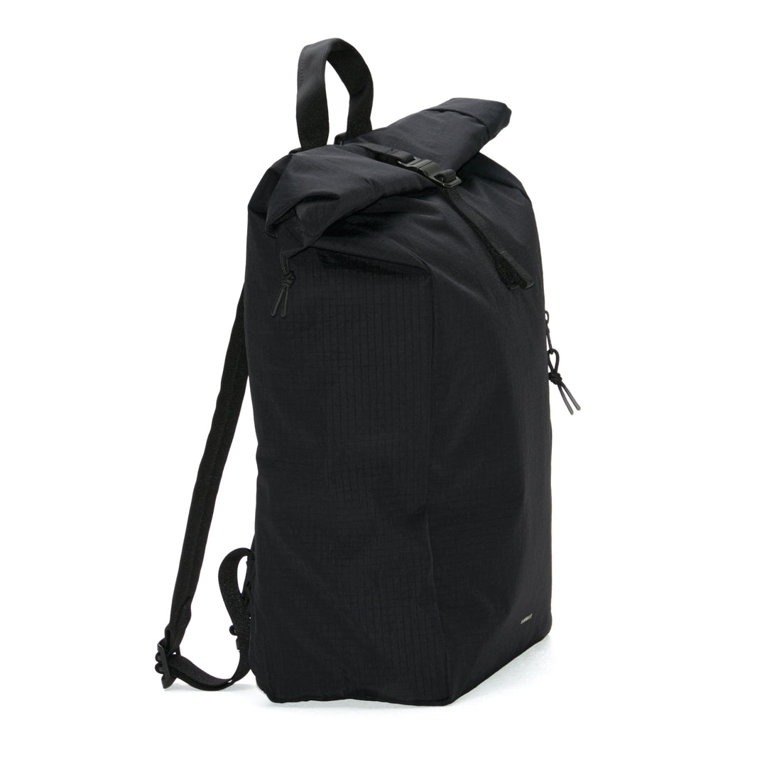 Sandqvist GRID Rolltop Backpack 16 cali Czarny widok produktu 3