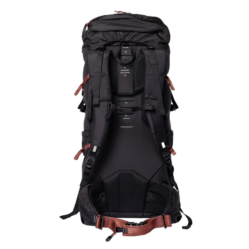 Sandqvist trail hike in black, back view