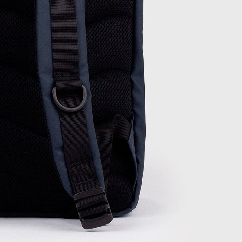 STREAM Slim Rolltop L | SANDQVIST