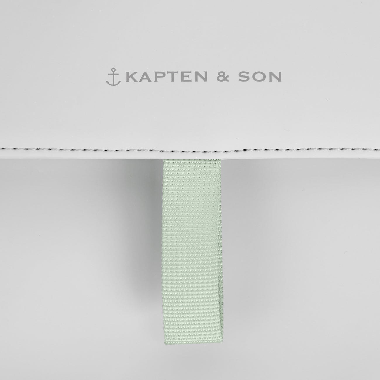 sac à dos kapten and son fyn couleur muted mint details logo