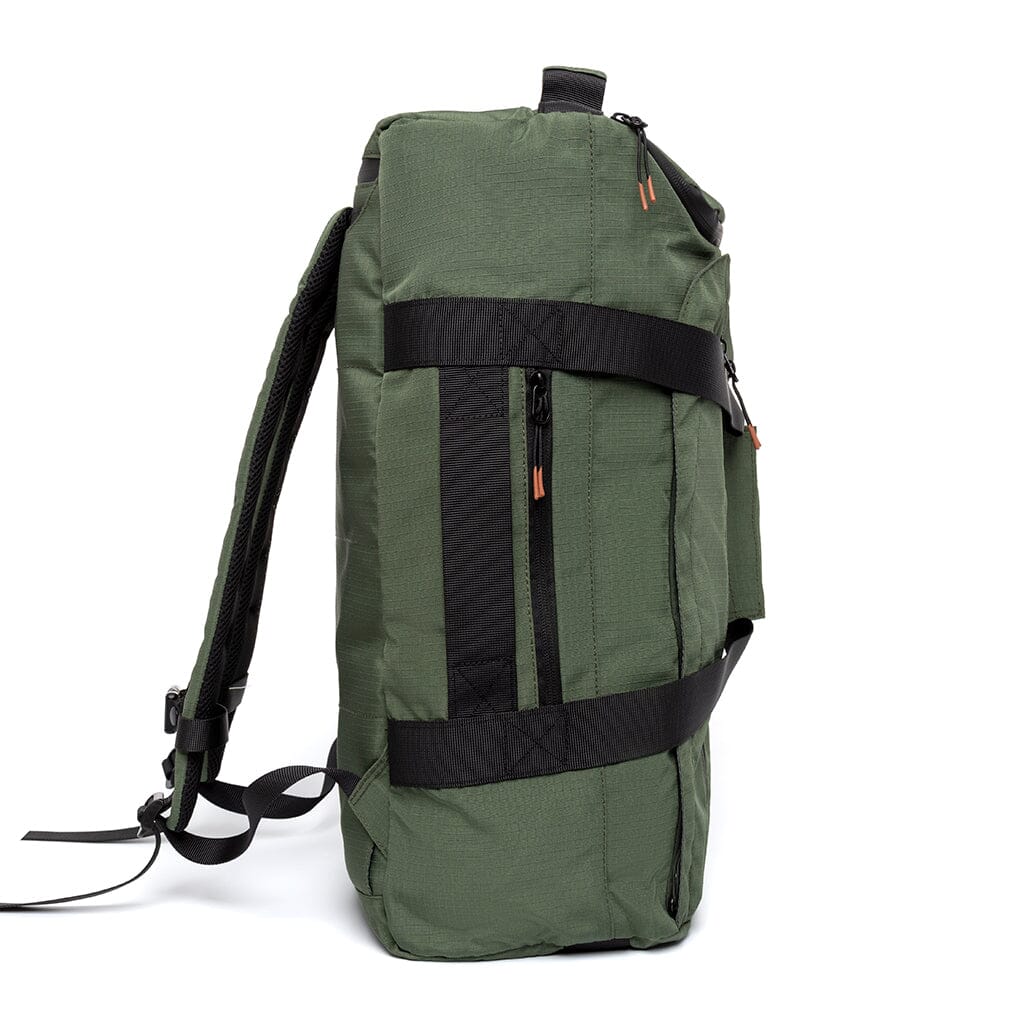 Simple Modern Wanderer Backpack with Laptop Sleeve 
