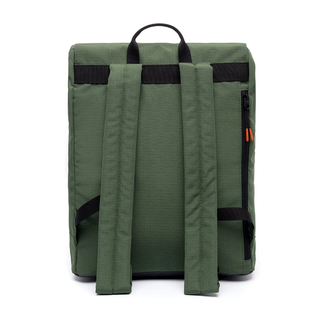 vue arrière du sac à dos éco responsable de couleur vert modèle scout vandra de lefrik