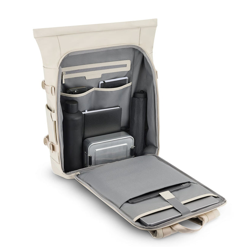 Helsinki Pro sandstone, interior compartment with set of zipped and slot pockets, a tablet sleeve and a 15 inches laptop sleeve