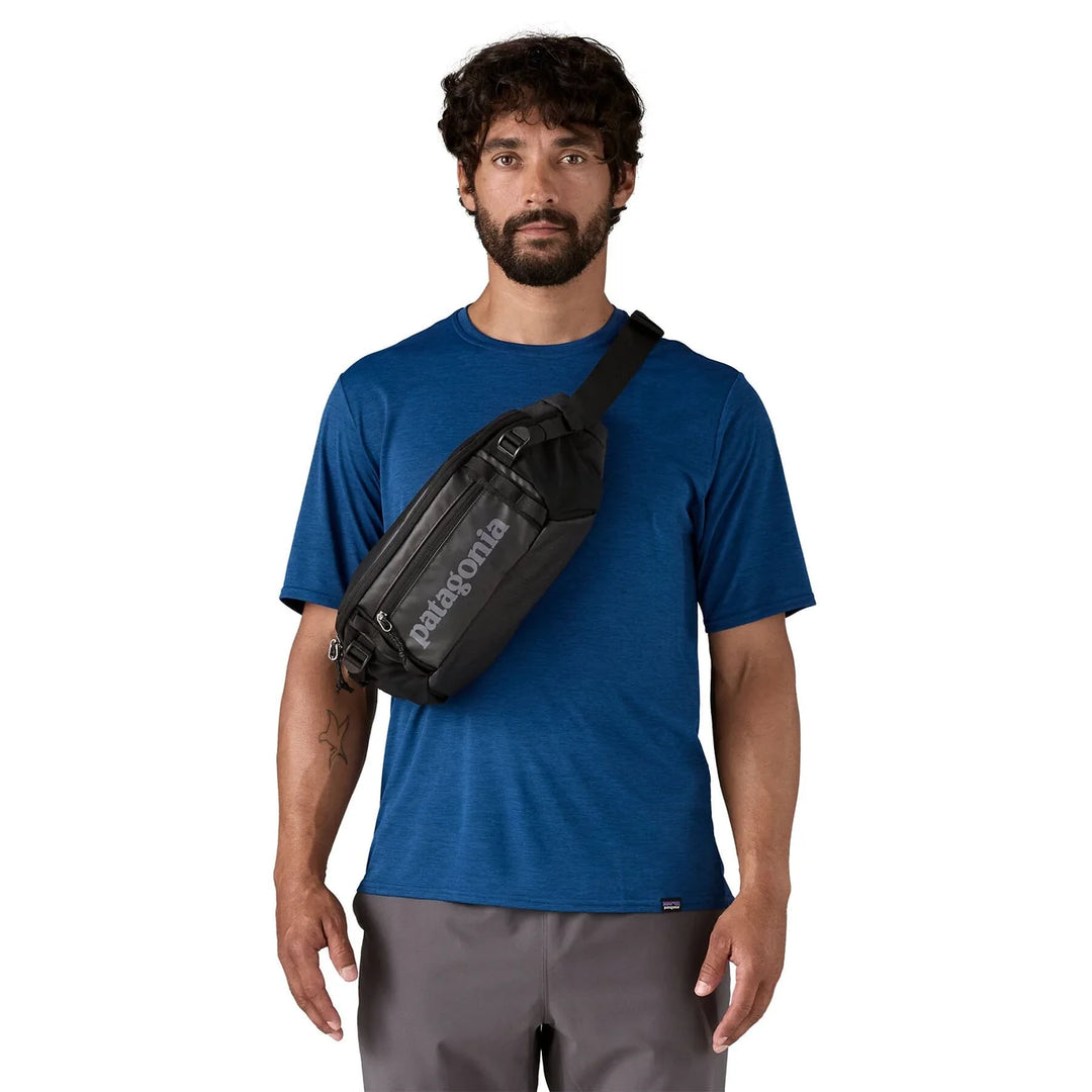 新品 Patagonia BLACK HOLE WAIST PACK 5L Patagonia - Black Hole Waist Pack 5L