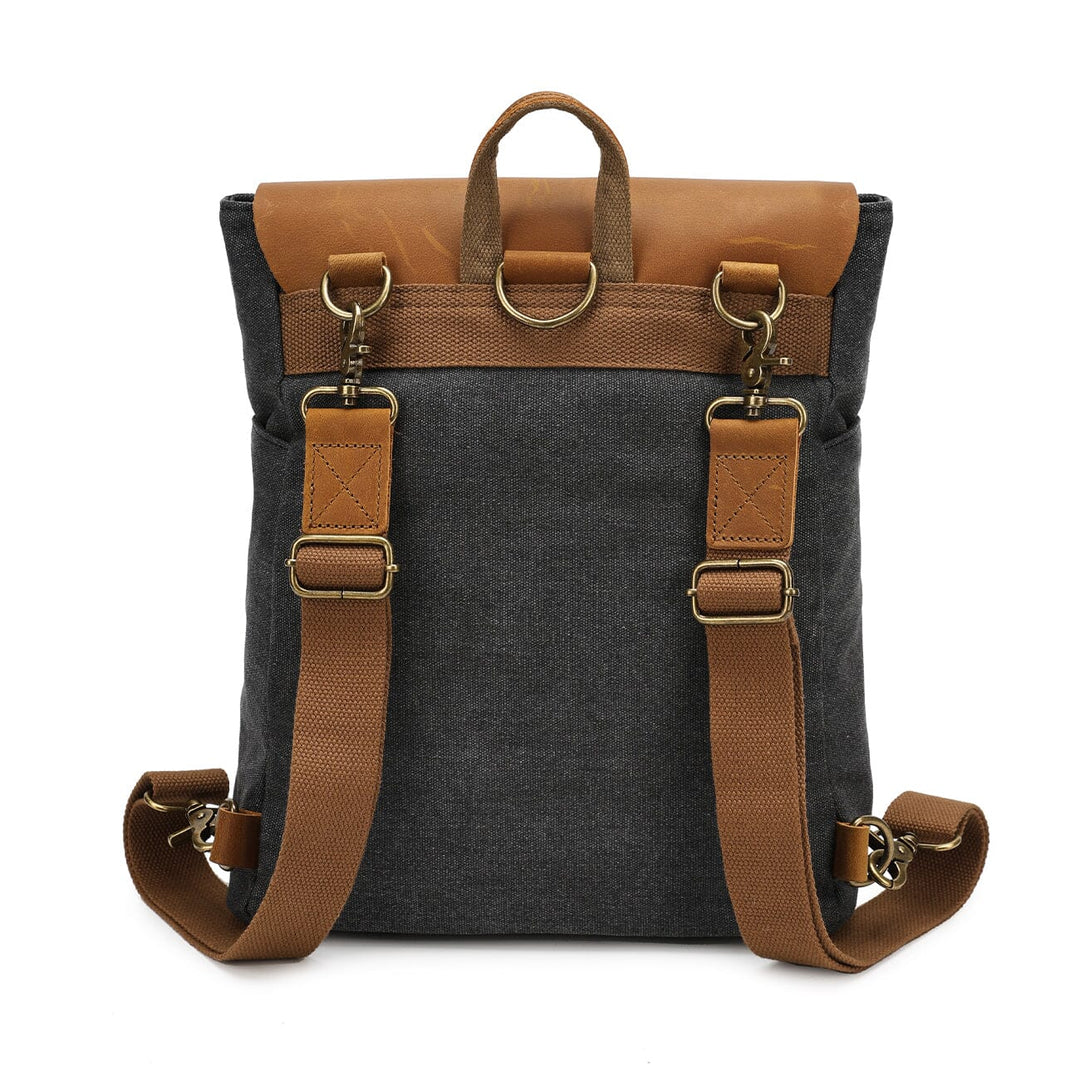 Back panel of the dark grey Nora rucksack with cotton canvas straps, brass D-ring and adjustable buckle