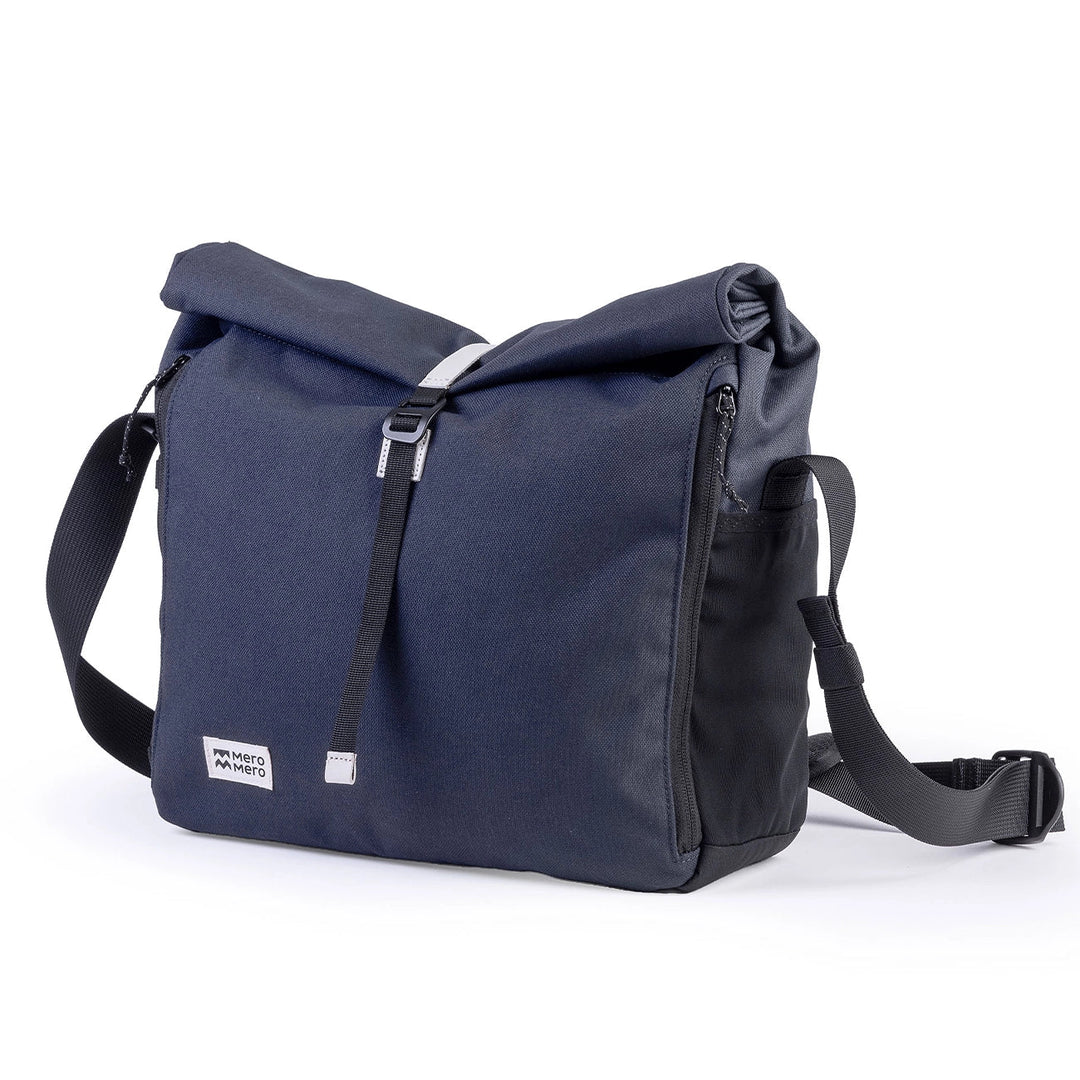Right side view of the Norrebro in navy blue with side handle