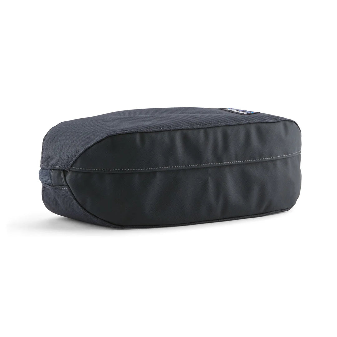 Patagonia Black Hole Cube 3L Smolder Blue — back view showing the flat base design
