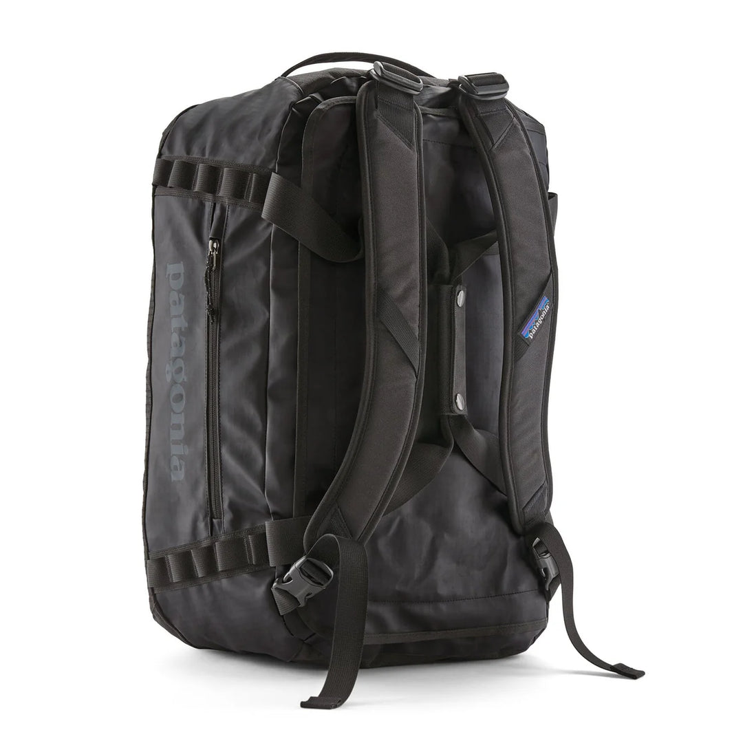patagonia nylon shell bag Ultralight Black Hole Tote Pack 27L Worn Wear The Atoms teardrop shape keeps the pack right behind your shoulders where it stays out of the way when youre moving through crowded streets and subway terminals Patagonia Stealth 10L Sling Pack