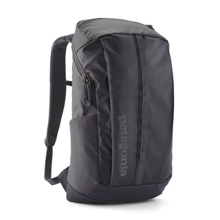 Patagonia Black Hole Pack 25L Smolder Blue — front view with tonal daisy chain and logo