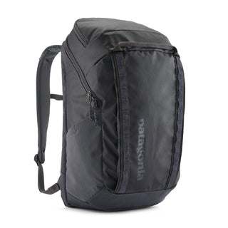 Patagonia Black Hole Pack 32L Smolder Blue — front view with tonal daisy chain and logo