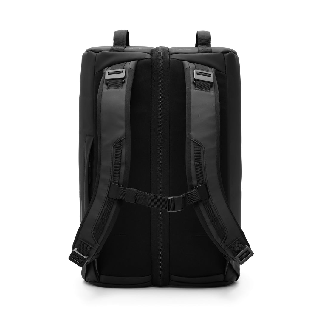 Roamer Pro Split Duffel 30L in Black, back view of the shoulder harness and sternum strap
