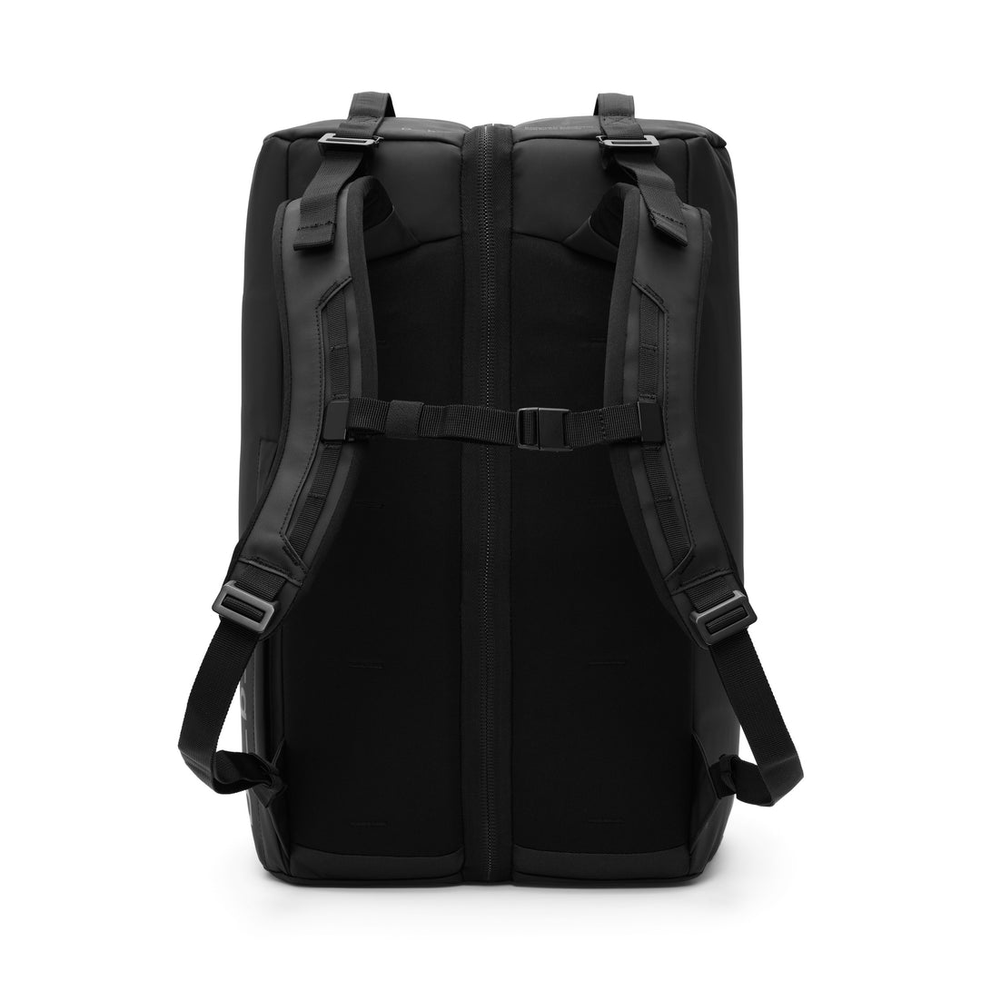 Roamer Pro Split Duffel 50L in Black, back view of the shoulder harness and sternum strap