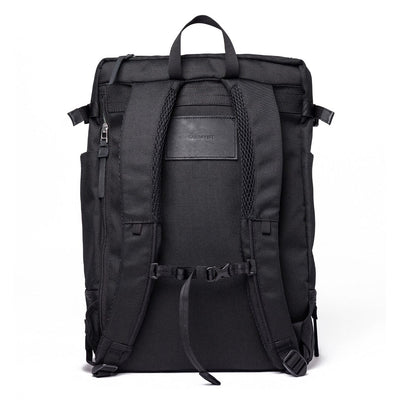 sandqvist alde backpack in black, back view