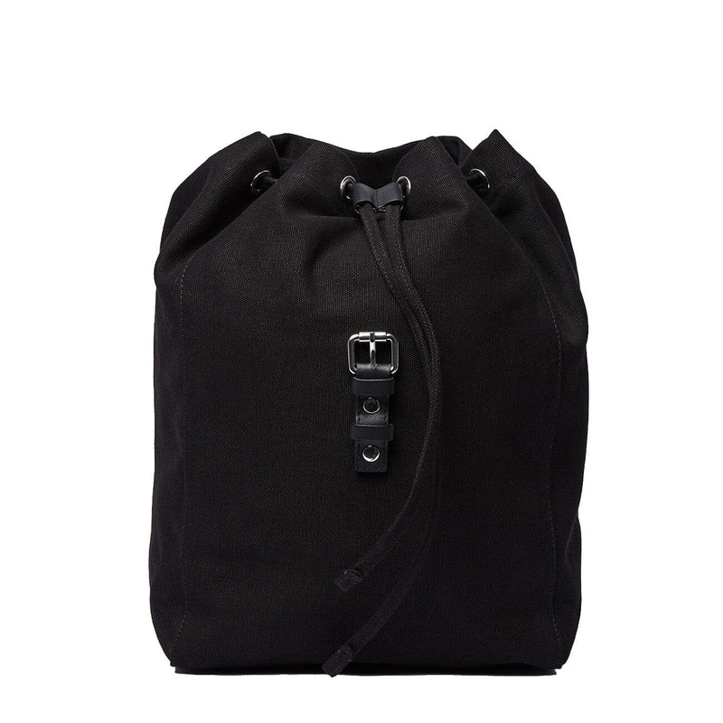 sandqvist alva in black, drawstring