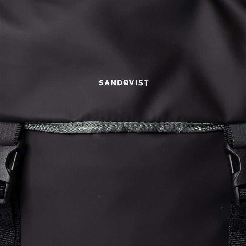 sac à dos sandqvist jonatan noir matière polyester recyclé waterproof