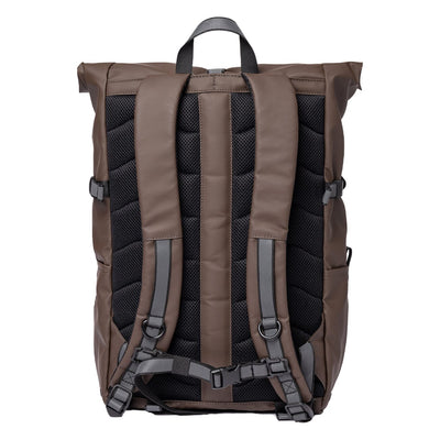 sandqvist ruben 2.0 backpack in brown, back view