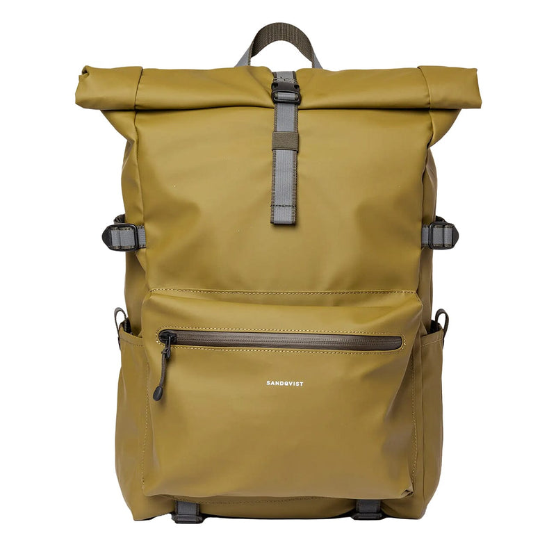 sandqvist ruben 2.0 backpack in moss green, front view