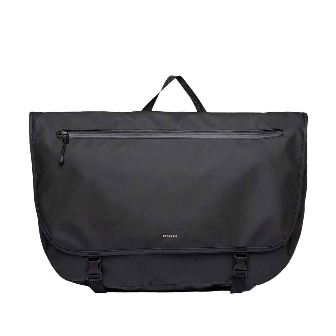 Sandqvist Stream Messenger Bag in black, front view