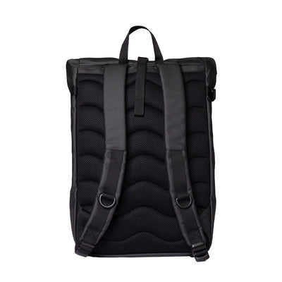Back view of the Sandqvist slim rolltop M in black, highlighting padded straps and breathable mesh back panel for comfortable wear