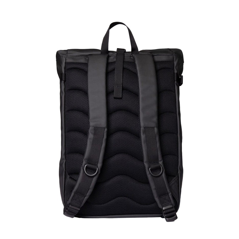 Back view of the Sandqvist slim rolltop M in black, highlighting padded straps and breathable mesh back panel for comfortable wear
