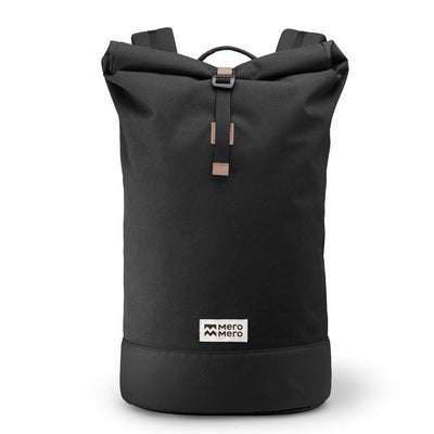 squamish v3 backpack in dark grey, meromero, front view