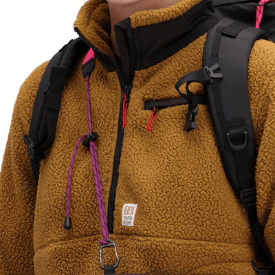 topo designs mountain accessory shoulder bag ajustable paracord strap look close up