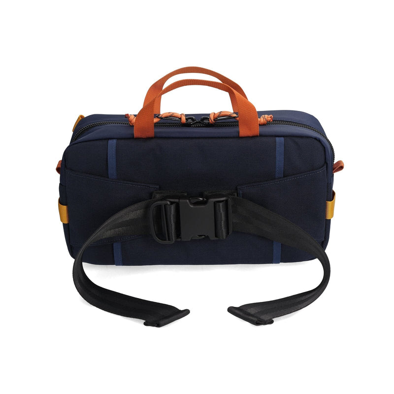 topo designs quick pack 3.7L navy blue color back