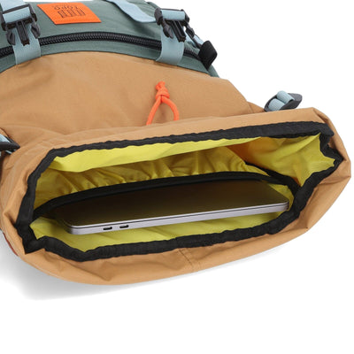 topo designs rover pack classic interior compartment paded internal laptop sleeve