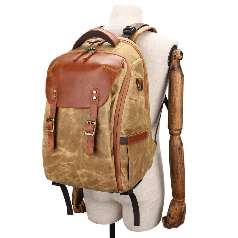 Vintage Canvas Camera Backpack | JOTUNHEIMEN