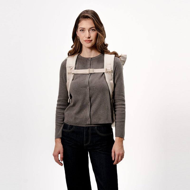 woman wearing kapten and son helsinki pro backpack sandstone, front view