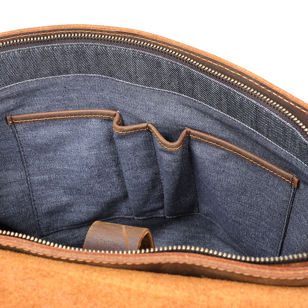 interior slot and pen pockets of the leather shoulder bag