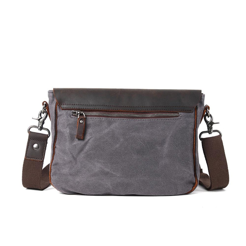 classic crossbody purse