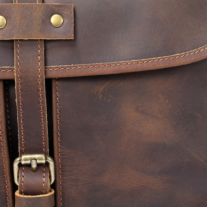 vintage leather messenger bag