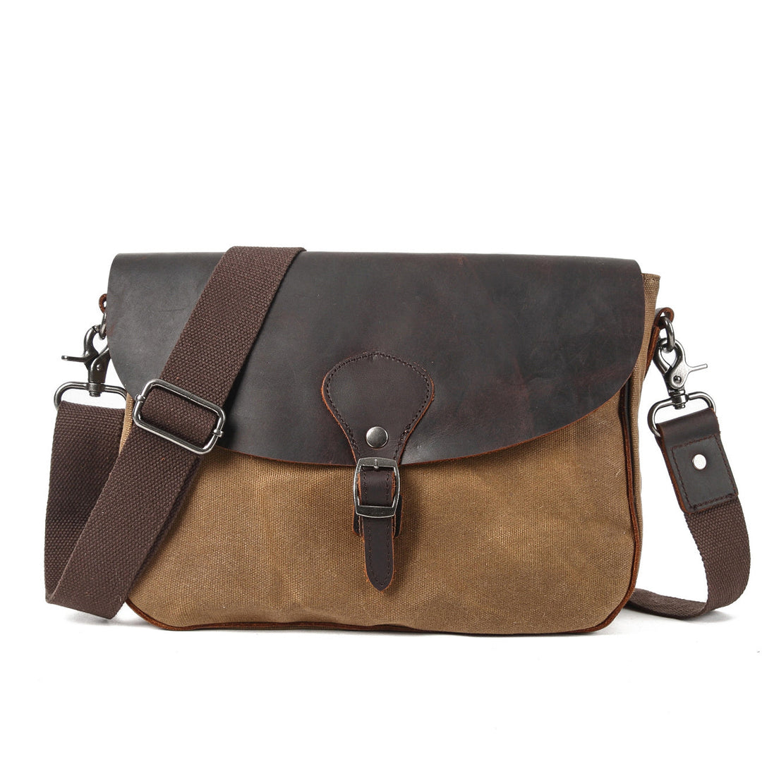 ★TOUT Y EST★ DIA QUILTING CROSS BAG BROWN FDQFABA812M Woven chain strap zipped detail quilted PU leather crossbody